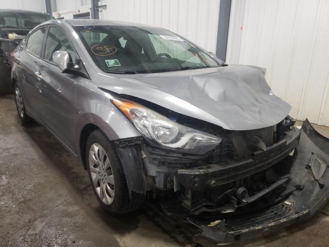 Hyundai Elantra gl (2012)