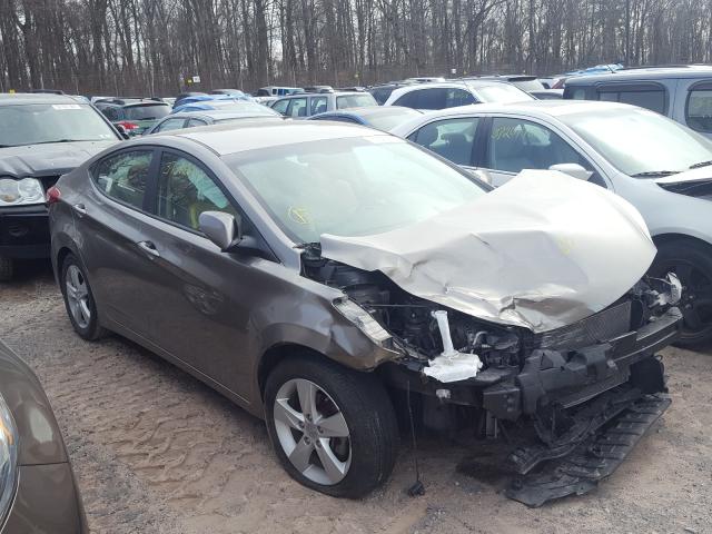 Hyundai Elantra gl (2013)