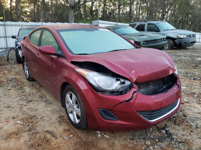 Hyundai Elantra gl (2013)