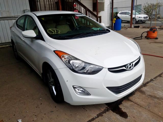 Hyundai Elantra gl (2013)