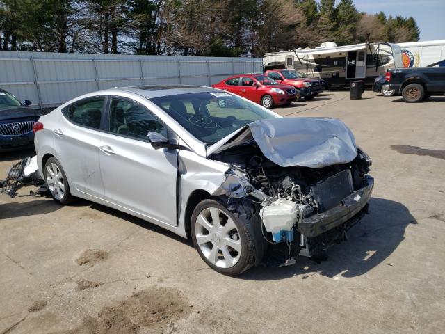 Hyundai Elantra gl (2013)