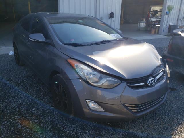 Hyundai Elantra gl (2012)