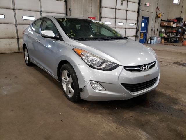 Hyundai Elantra gl (2012)