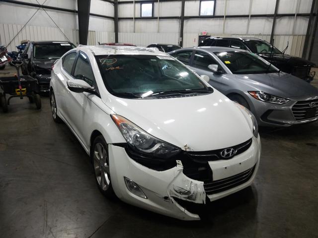 Hyundai Elantra gl (2012)