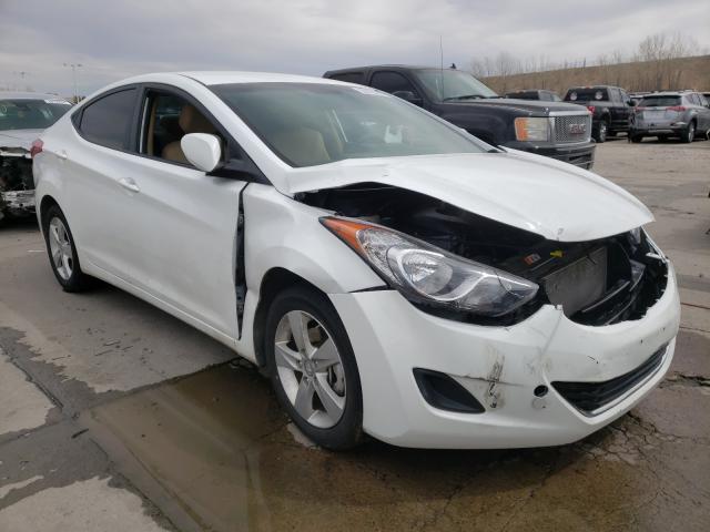 Hyundai Elantra gl (2013)