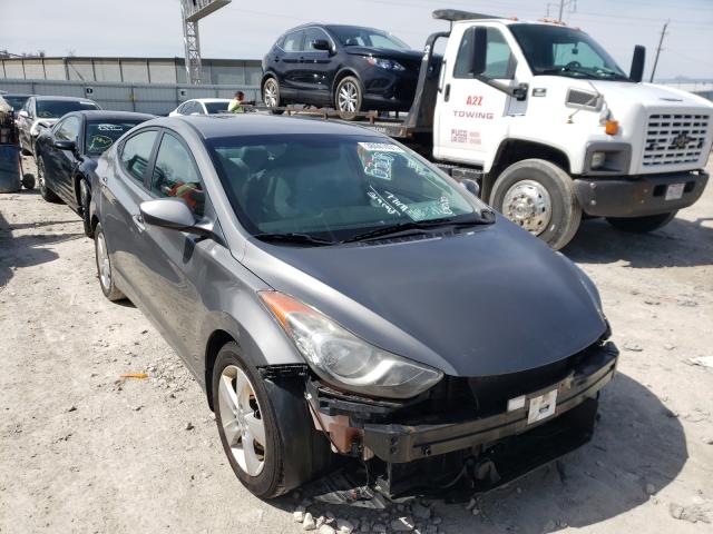 Hyundai Elantra gl (2013)