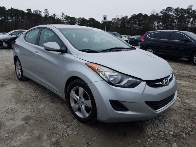 Hyundai Elantra gl (2013)