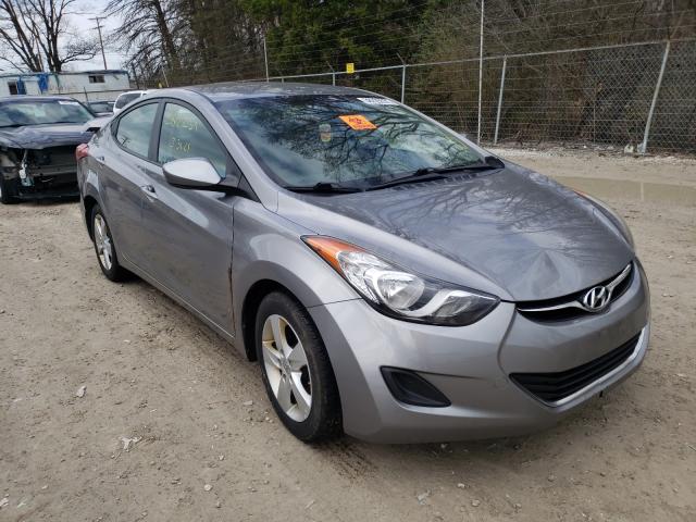 Hyundai Elantra gl (2011)