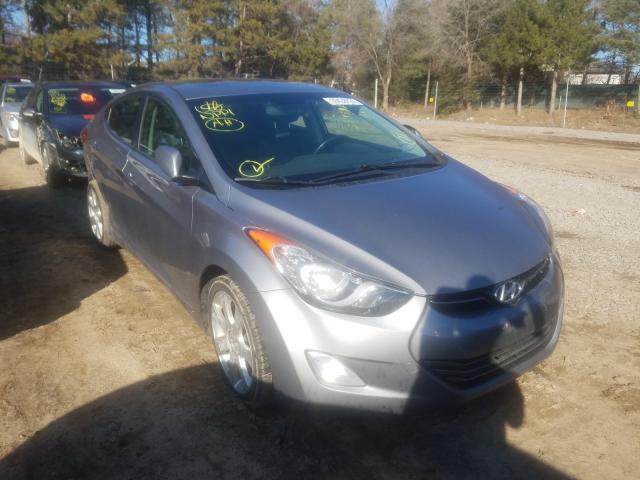 Hyundai Elantra gl (2012)