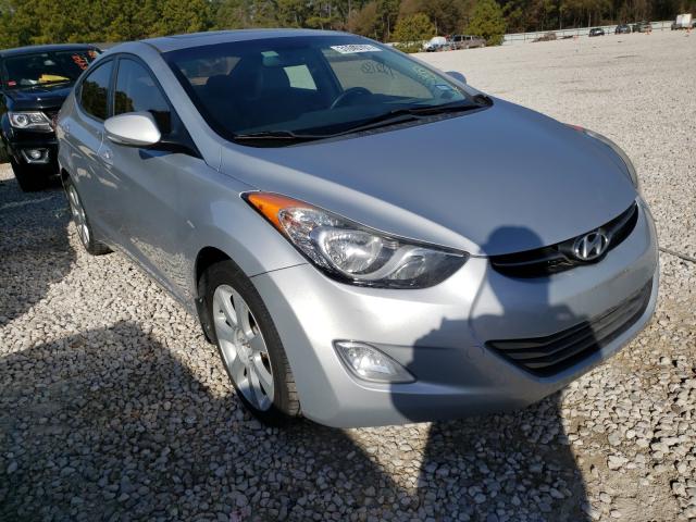Hyundai Elantra gl (2012)