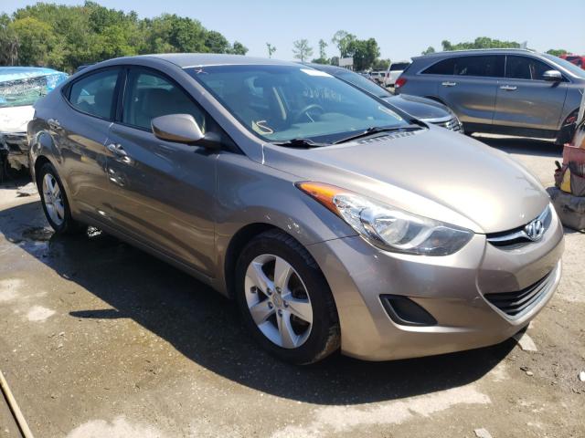 Hyundai Elantra gl (2013)