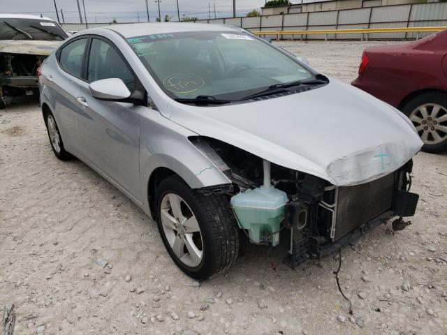 Hyundai Elantra gl (2012)