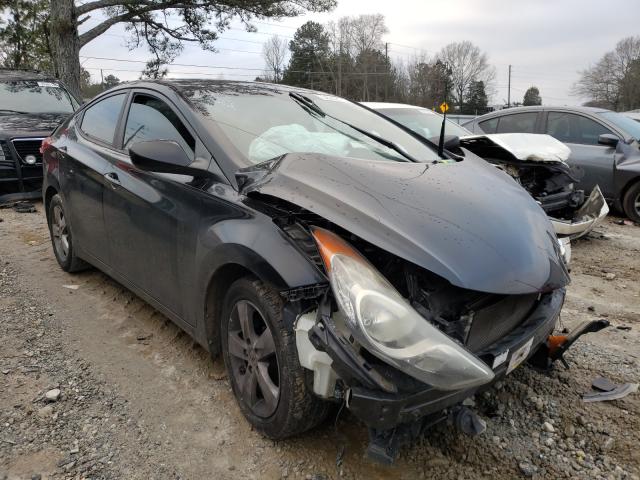 Hyundai Elantra gl (2012)