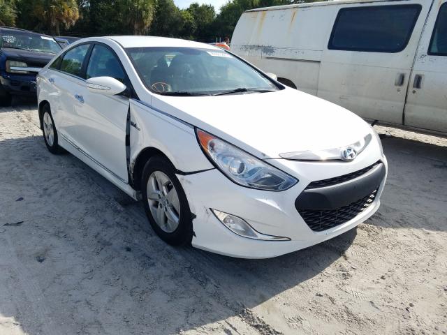 Hyundai Sonata hyb (2012)