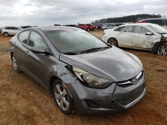 Hyundai Elantra gl (2013)