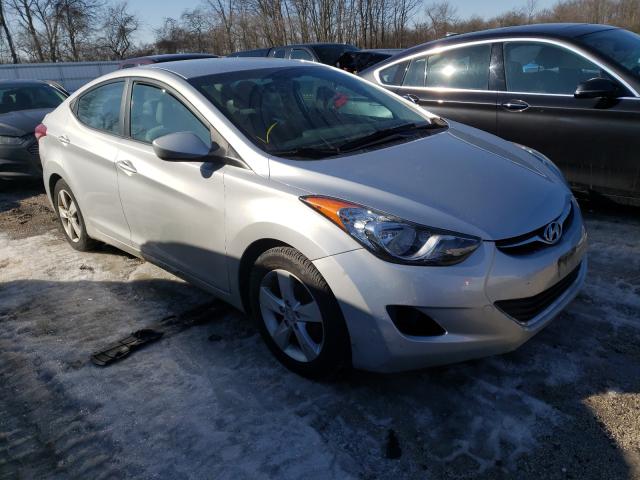 Hyundai Elantra gl (2013)