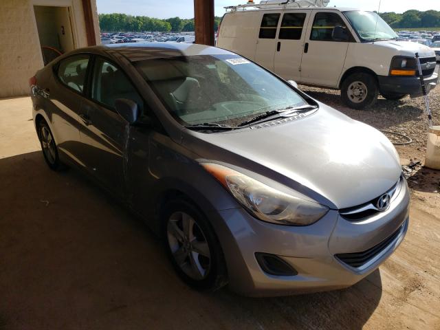 Hyundai Elantra gl (2011)