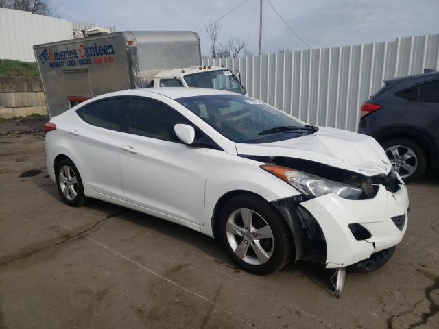 Hyundai Elantra gl (2013)