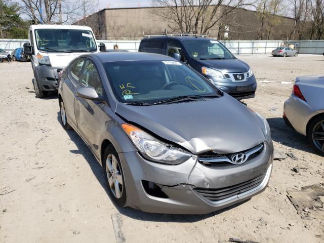 Hyundai Elantra gl (2013)