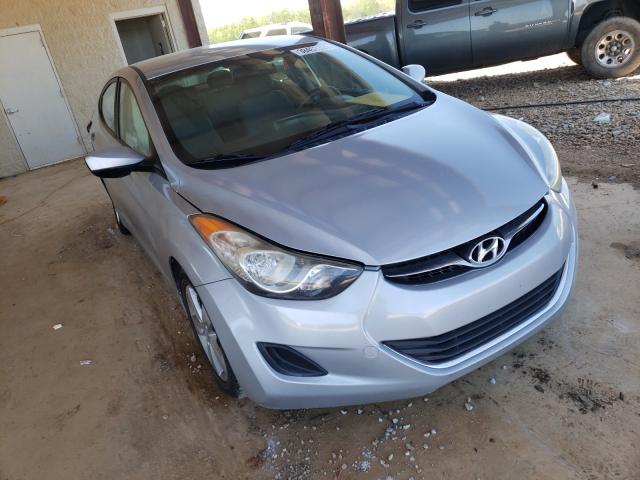 Hyundai Elantra gl (2013)