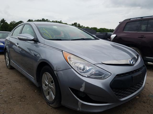 Hyundai Sonata hyb (2015)