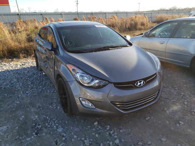 Hyundai Elantra gl (2012)