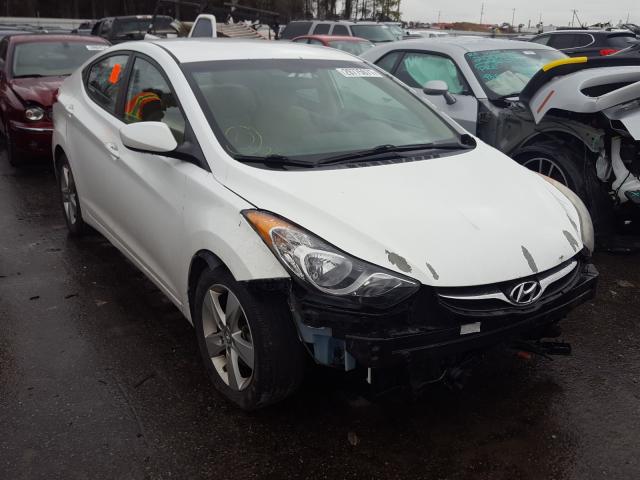 Hyundai Elantra gl (2013)