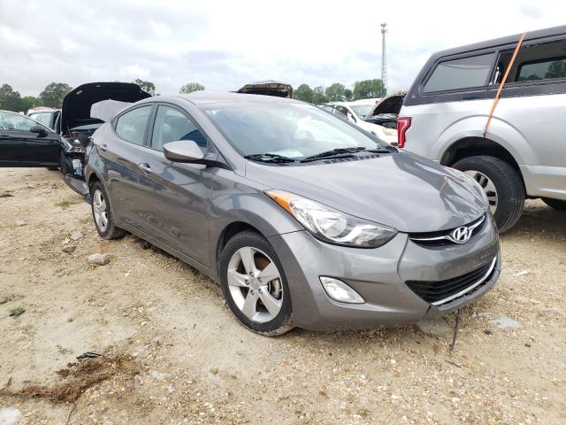 Hyundai Elantra gl (2013)