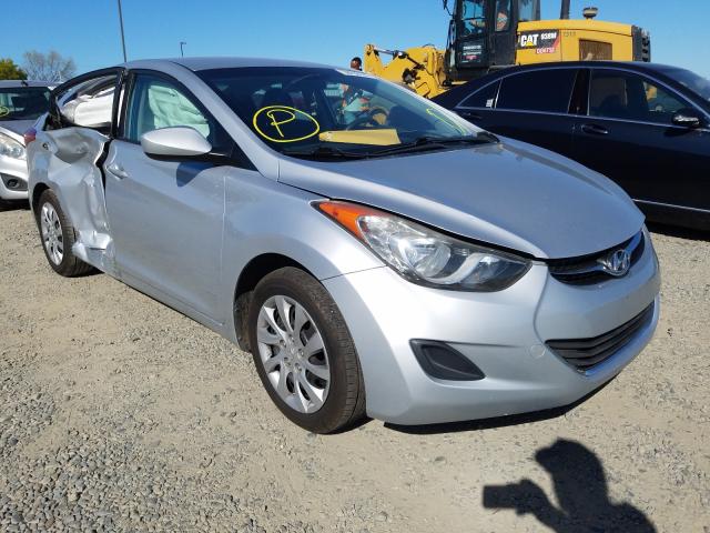 Hyundai Elantra gl (2012)
