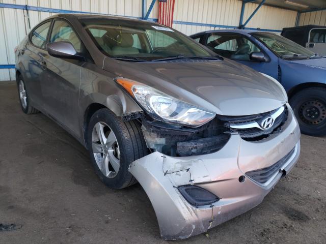 Hyundai Elantra gl (2013)