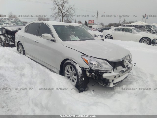 Hyundai Genesis (2012)