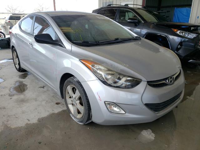 Hyundai Elantra gl (2012)