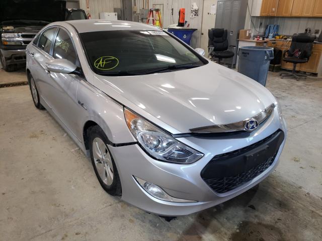 Hyundai Sonata hyb (2013)