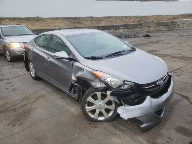 Hyundai Elantra gl (2012)