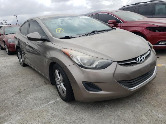 Hyundai Elantra gl (2013)