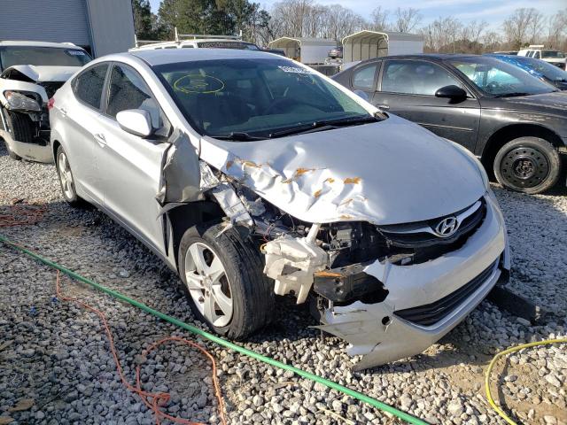 Hyundai Elantra gl (2012)