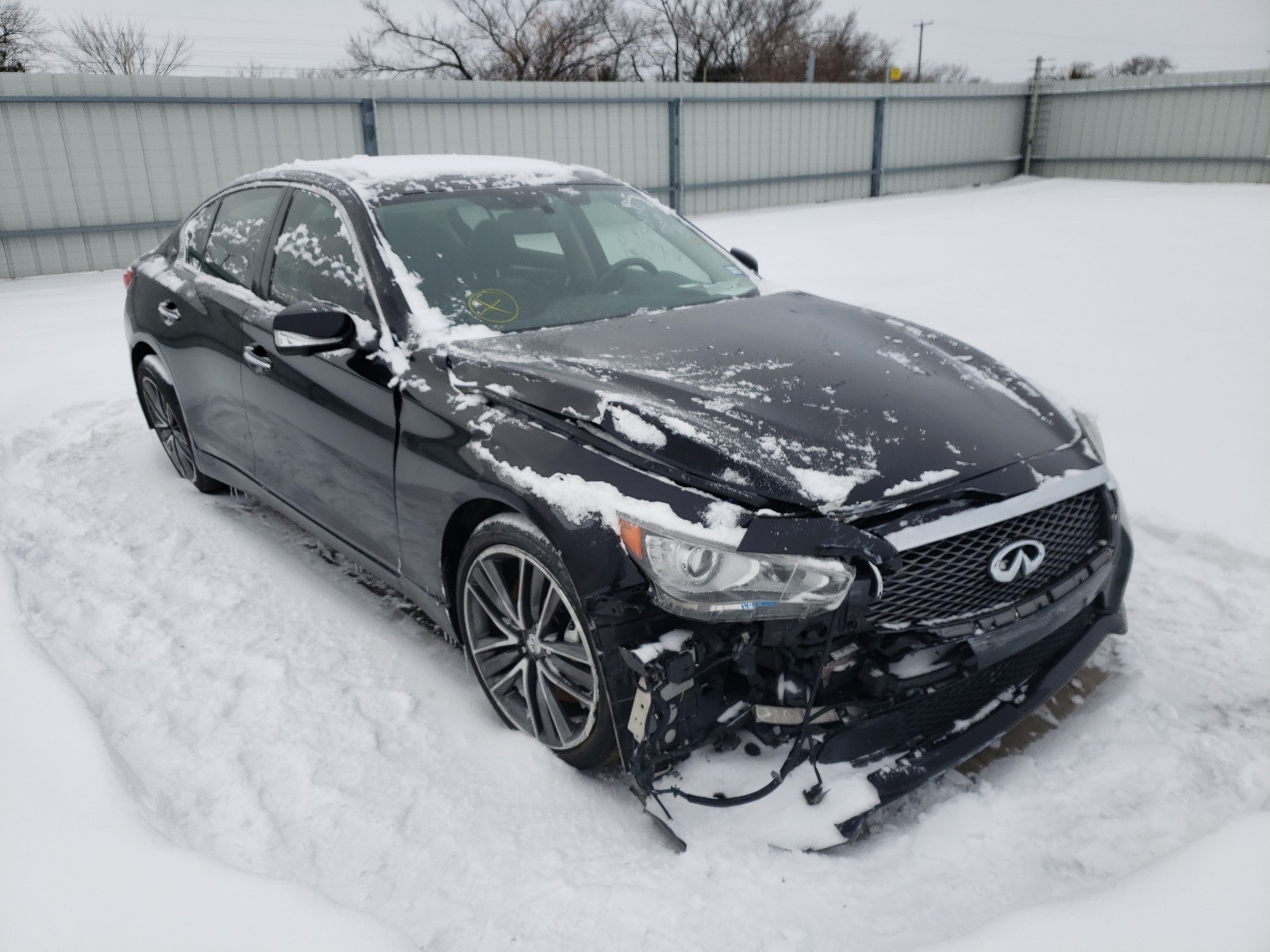 Infiniti Q50 base (2014)