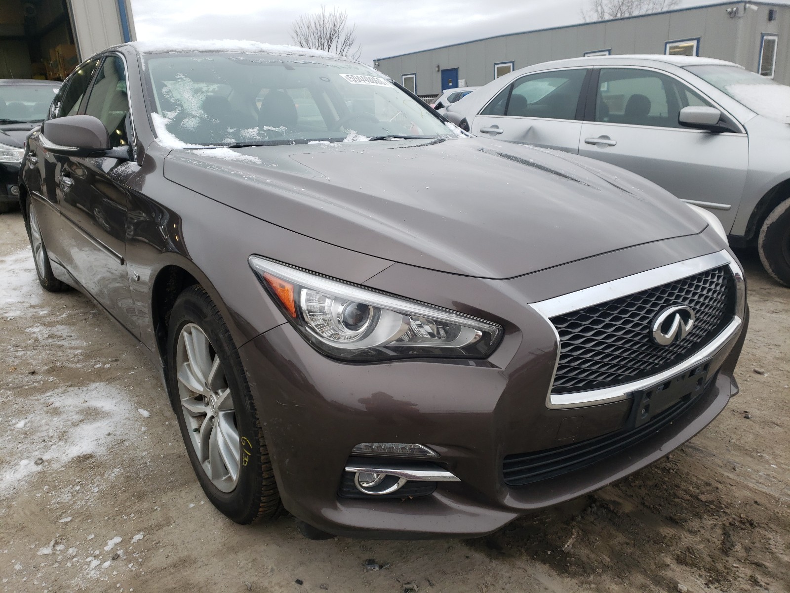 Infiniti Q50 base (2014)