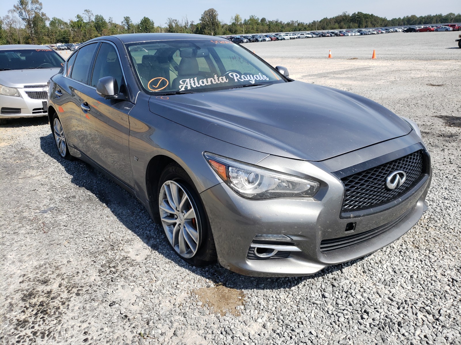 Infiniti Q50 base (2015)