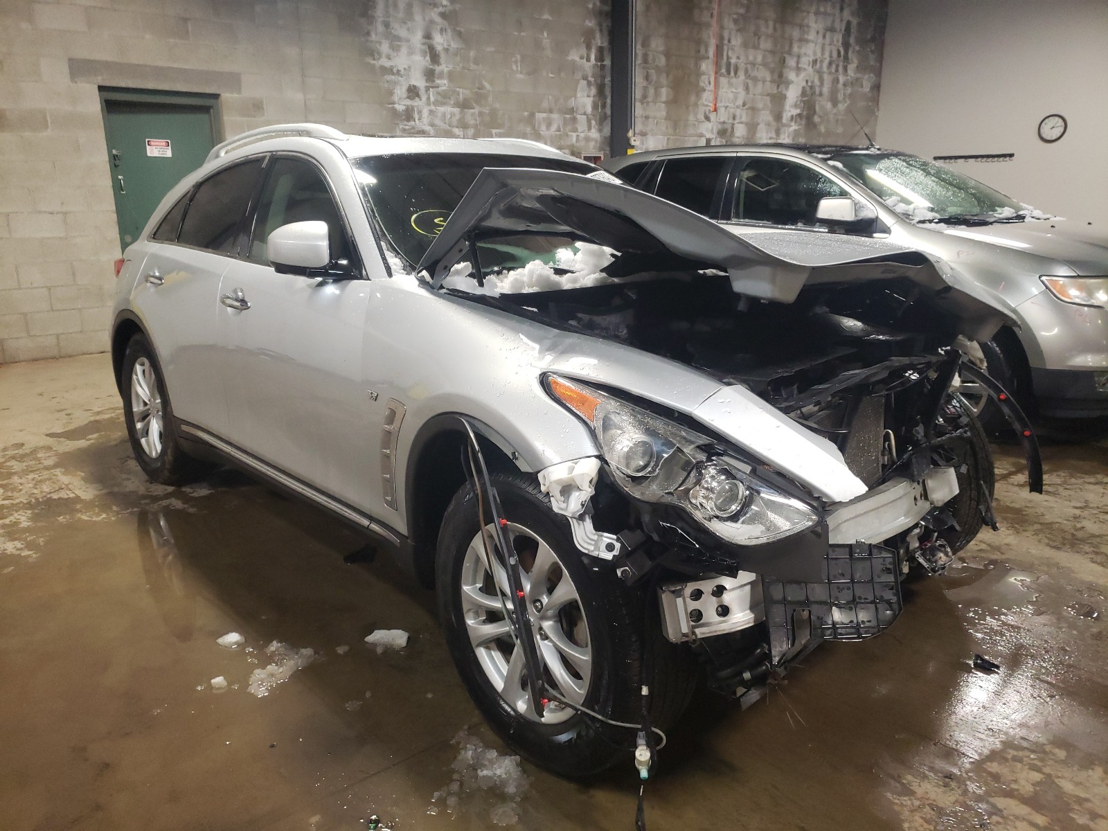 Infiniti Qx70 (2016)