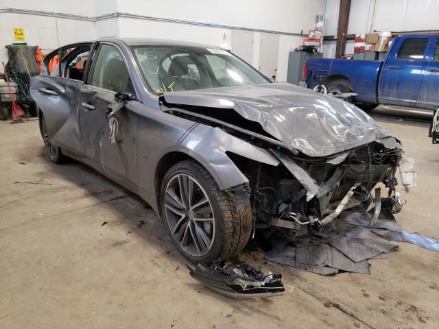 Infiniti Q50 base (2015)