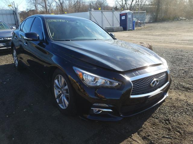Infiniti Q50 base (2015)