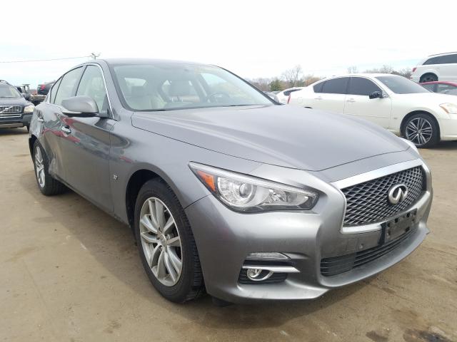 Infiniti Q50 base (2015)