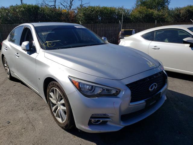 Infiniti Q50 base (2015)