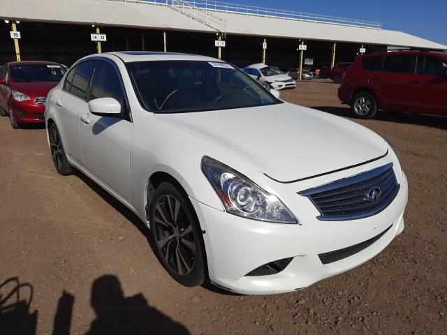 Infiniti G25 base (2011)