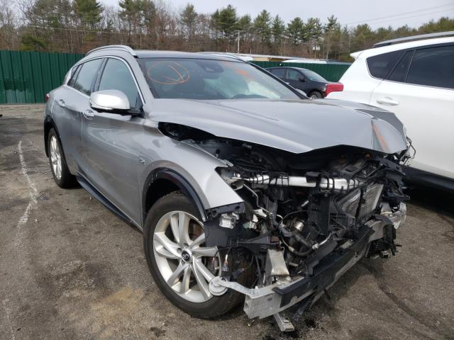 Infiniti Qx30 base (2017)