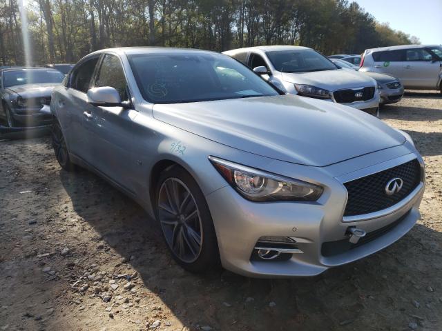 Infiniti Q50 base (2015)