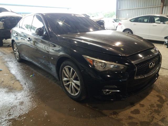 Infiniti Q50 base (2015)