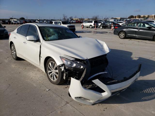 Infiniti Q50 base (2017)
