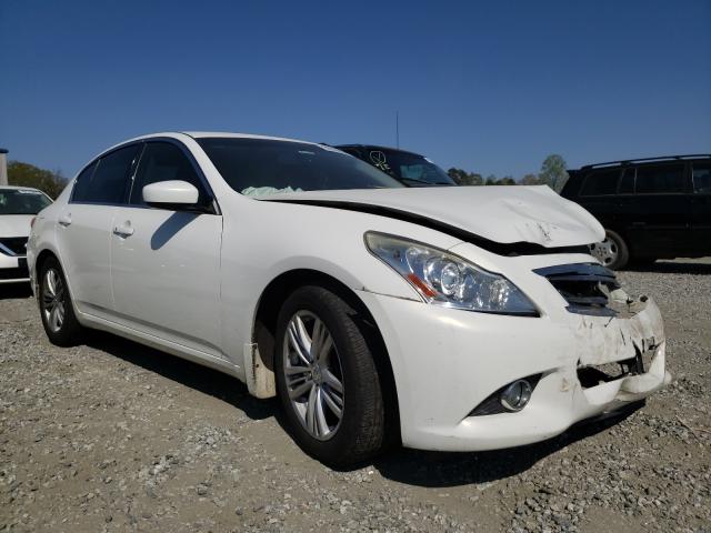Infiniti G25 base (2011)